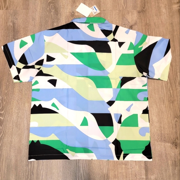 BRAND NEW Puma Worldwide AOP Button Up Shirt Men's Size XL - Picture 2 of 5